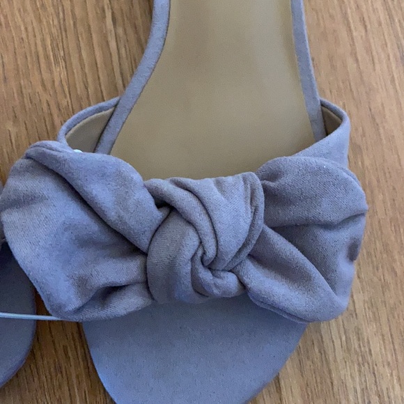 NWT super cute and comfy purple slip on - Picture 4 of 4